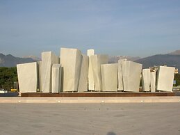 Cosy and Comfortable Apartment in Marina di Massa, Near the Beach