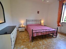 Cosy and Comfortable Apartment in Marina di Massa, Near the Beach