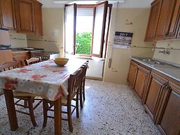 Cosy and Comfortable Apartment in Marina di Massa, Near the Beach