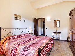 Tranquil Holiday Home in Chianni With Swimming Pool