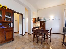 Tranquil Holiday Home in Chianni With Swimming Pool