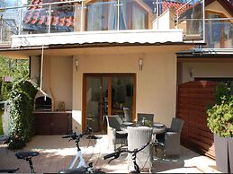Comfortable Holiday Home in Terraced Houses - Near the Sea