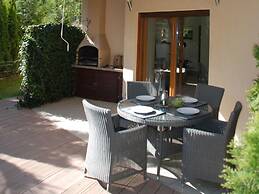 Comfortable Holiday Home in Terraced Houses - Near the Sea