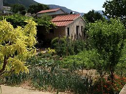 Beautiful Apartment in Between Split and Trogir