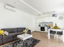Beautiful Apartment in Between Split and Trogir