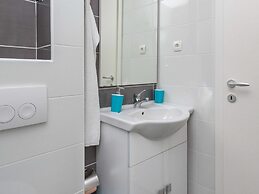 Beautiful Apartment in Between Split and Trogir
