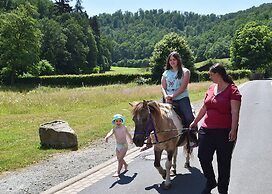 Holiday Flat With Private Terrace in Huddingen