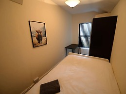 Spacious Apartment in Coventry near Belgrade Theatre