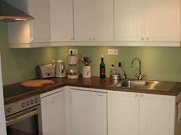Flat on Rugen for 2 Adults and 2 Children
