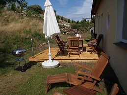Flat on Rugen for 2 Adults and 2 Children
