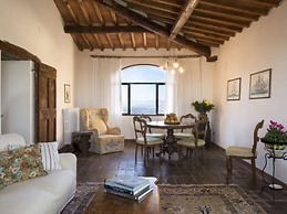 Belvilla by OYO Ginestra