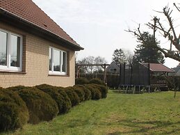 Geraeumige Ferienwohnung mit Garten in Brusow