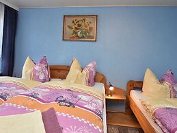 Geraeumige Ferienwohnung mit Garten in Brusow
