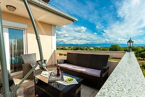 Spacious Apartment in The Croatian Islands