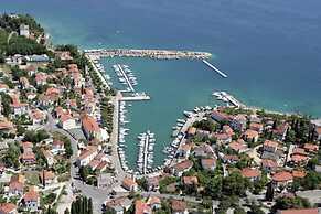 Spacious Apartment in The Croatian Islands