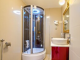 Apartment in Murter With Swimming Pool