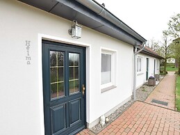 Modernistic Apartment in Stellshagen With Garden