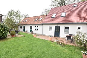 Modernistic Apartment in Stellshagen With Garden