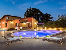 Belvilla by OYO Beautiful Holiday Home Near Beach