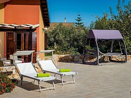 Belvilla by OYO Beautiful Holiday Home Near Beach