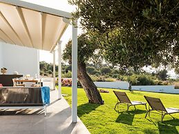 Elegant House in Cefalù, Near the Sea With Stunning Views and Garden!