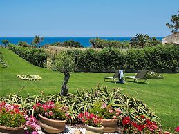 Elegant House in Cefalù, Near the Sea With Stunning Views and Garden!