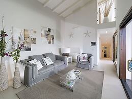 Elegant House in Cefalù, Near the Sea With Stunning Views and Garden!