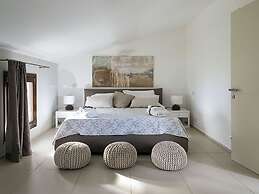 Elegant House in Cefalù, Near the Sea With Stunning Views and Garden!