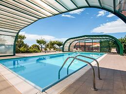 Agriturismo in the Appenines with Covered Swimming Pool & Hot Tub