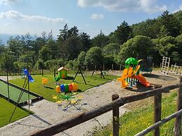 Agriturismo in the Appenines with Covered Swimming Pool & Hot Tub