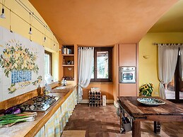 Belvilla by OYO Villa Arangea Dieci