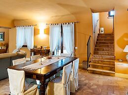 Belvilla by OYO Villa Arangea Dieci