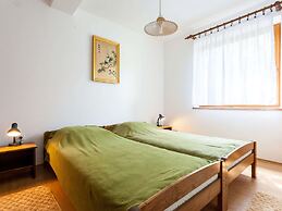 Nice Apartment With Terrace Near the Beach