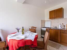 Nice Apartment With Terrace Near the Beach