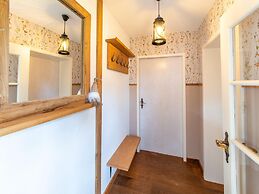 Charming House With Sauna, Jacuzzi in Bullange