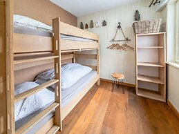 Charming House With Sauna, Jacuzzi in Bullange