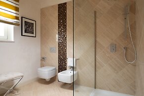 Villa in Vabriga With Private Pool & Garden
