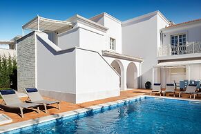 Villa in Vabriga With Private Pool & Garden