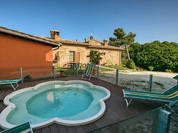 Belvilla by OYO Borgo Quattro