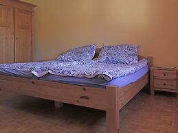 Apartment in Huddingen With Terrace