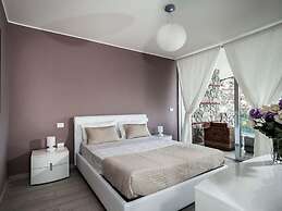 Exclusive Residence With Pool, Breathtaking Views on Taormina and on t