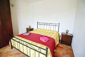 Cottage in Asciano With Pool and Terrace