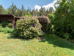 Tranquil Apartment in Marktleuthen near River & Forest