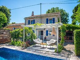 Conventional Holiday Home in Umag With Private Pool