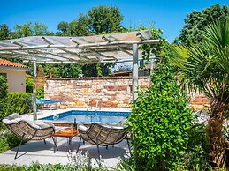 Conventional Holiday Home in Umag With Private Pool