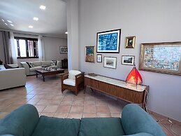 Spacious Apartment With Communal Pool Near the Sea