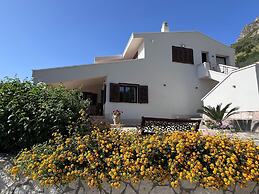 Spacious Apartment With Communal Pool Near the Sea