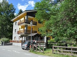 Serene Chalet in Antey-Saint-André near Ski Area