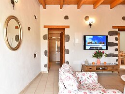 Luxurious Villa in Las Palmas With Swimming Pool