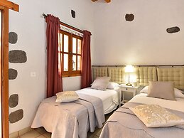 Luxurious Villa in Las Palmas With Swimming Pool